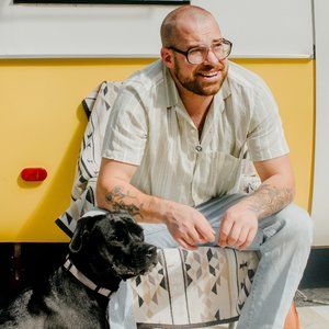 Meet your Posher, Adam